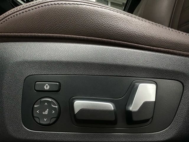 BMW X3 40d DA Prof PA+ HuD Laser HK Pano AHK 20" LMR