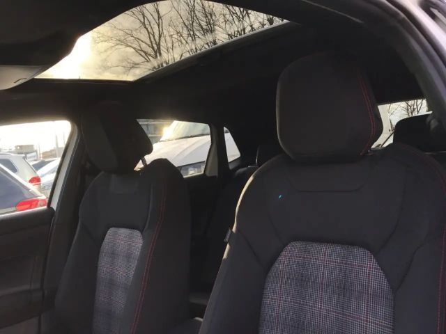 Volkswagen Polo 2.0 TSI DSG GTI IQ.Drive