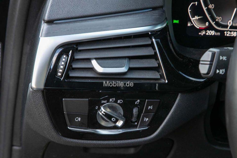 BMW 545 545e M-Sport Sedan xDrive