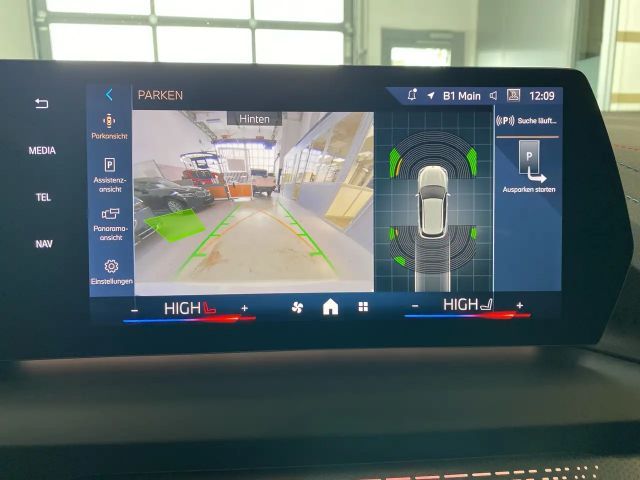 BMW 120 120d M-Sport Sedan