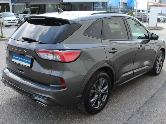 Ford Kuga Hybrid ST Line