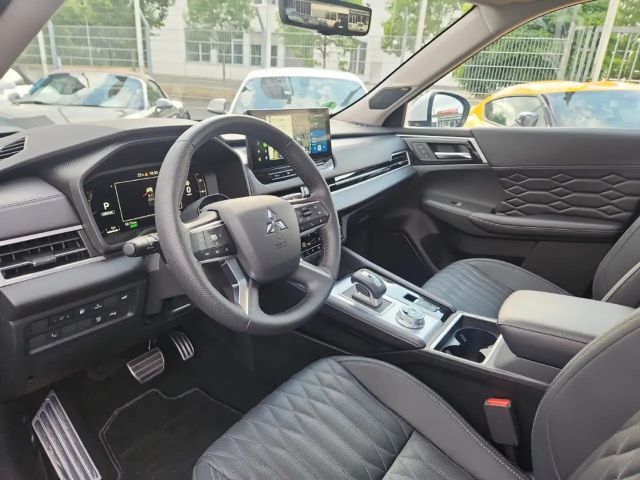 Mitsubishi Outlander 4WD