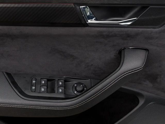 Skoda Superb Combi Sportline iV