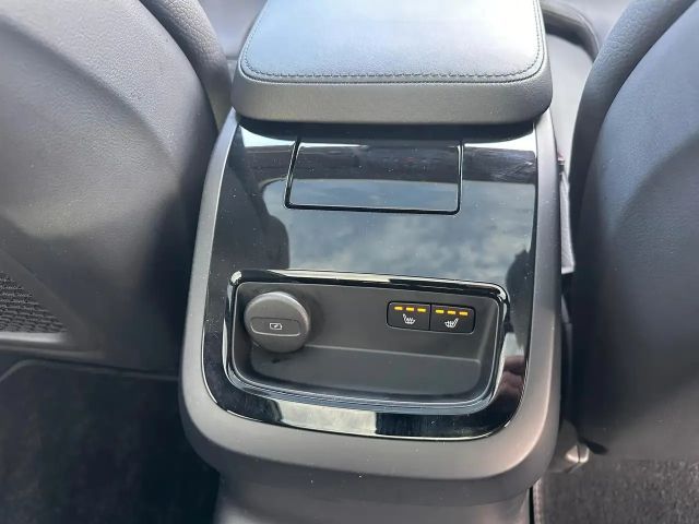 Volvo V90 AWD Plus T6