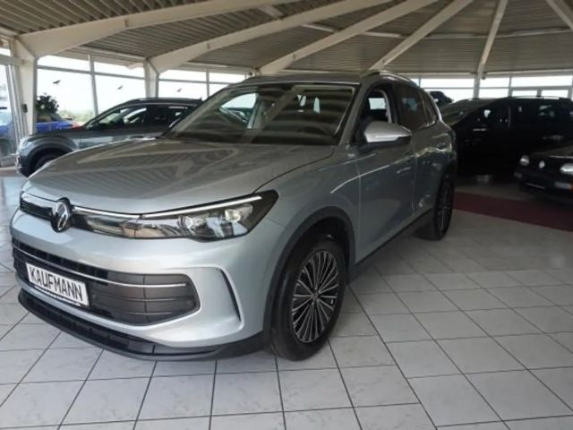 Volkswagen Tiguan DSG Life
