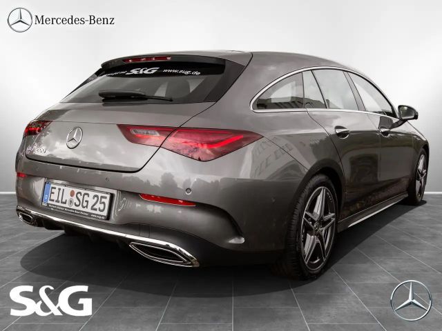 Mercedes-Benz CLA 200 AMG Line