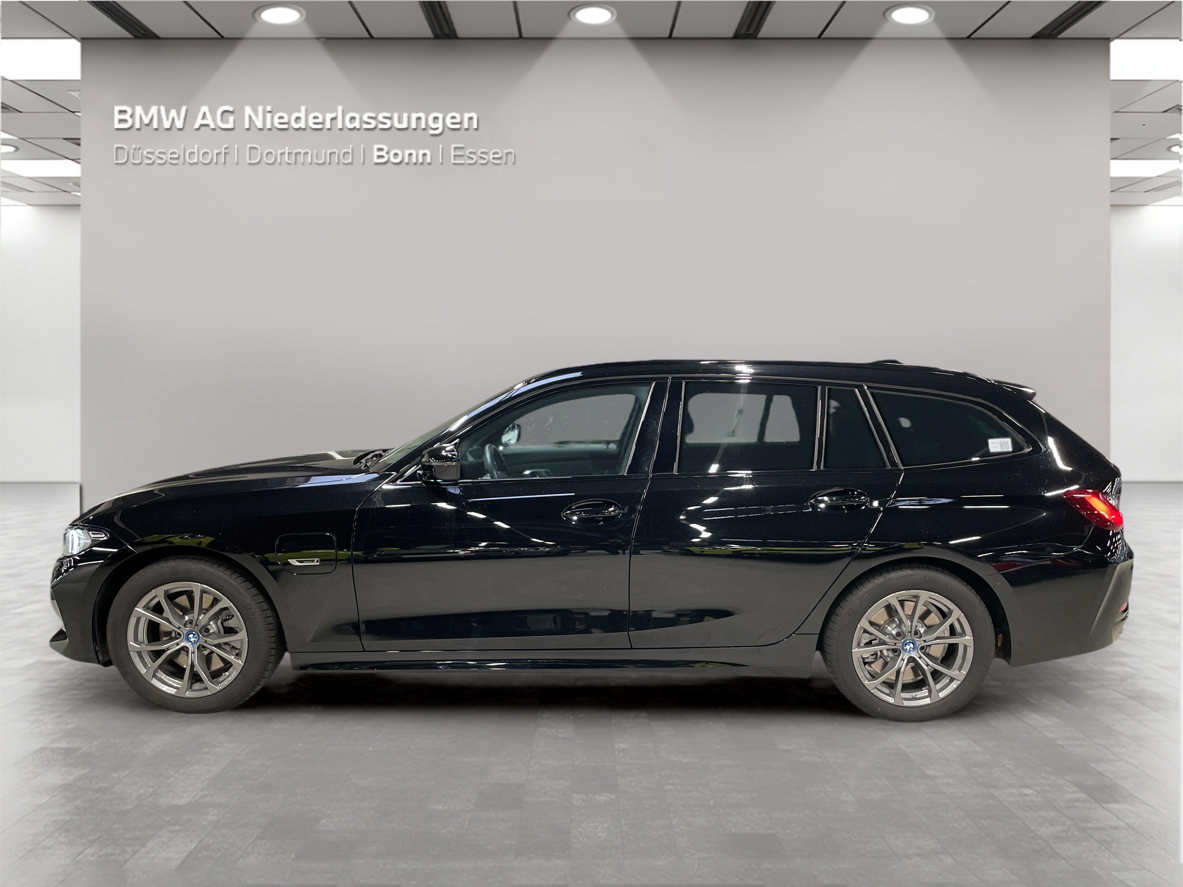 BMW 330 330e Touring