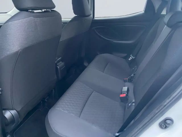 Toyota Yaris Hatchback Hybride Team D