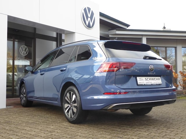 Volkswagen Golf Life Variant