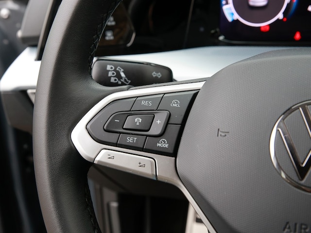 Volkswagen Golf 1.5 TSI Golf VIII