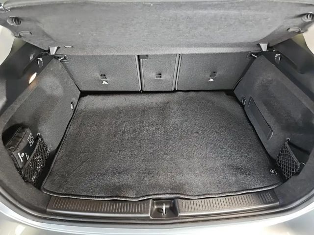 Mercedes-Benz B 180 Progressive