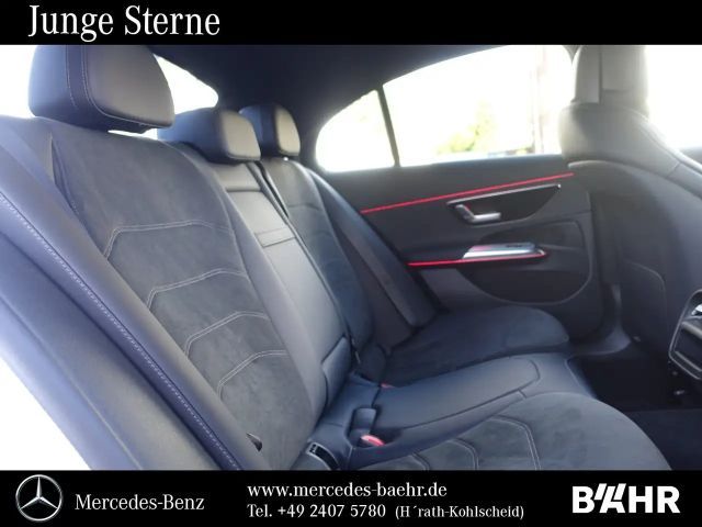 Mercedes-Benz E 200 AMG Line Sedan