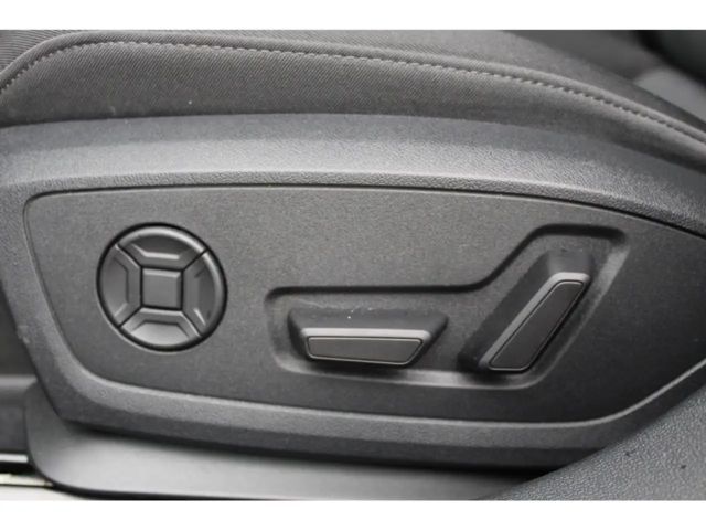 Audi A3 35 TFSI Business S-Tronic Sedan