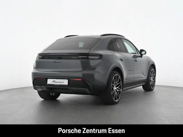 Porsche Macan 4