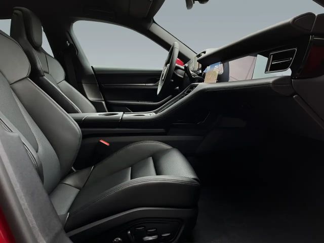 Porsche Taycan 4 Cross Turismo