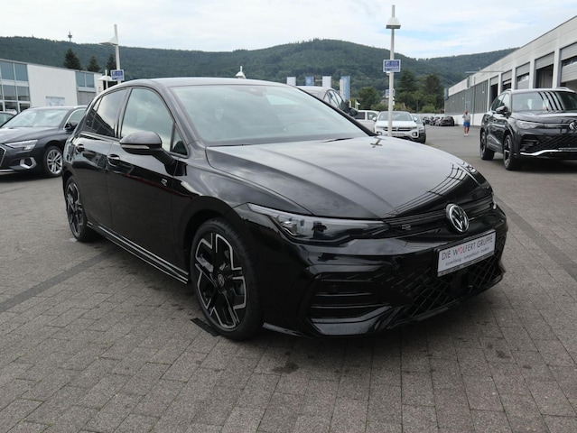 Volkswagen Golf DSG R-Line