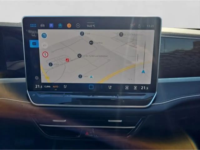 Volkswagen Passat Business DSG