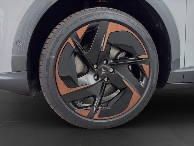 Cupra Tavascan 4Drive VZ