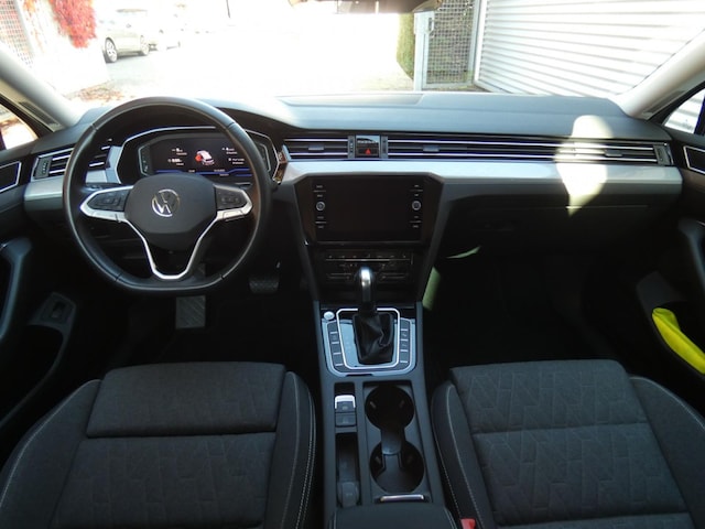 Volkswagen Passat 2.0 TDI Business DSG Variant