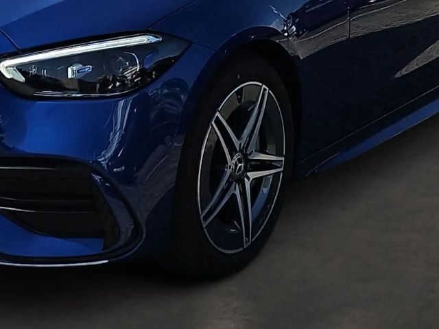 Mercedes-Benz C 220 AMG Line C 220 d Sedan