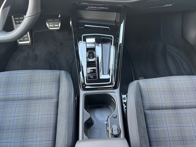 Volkswagen Golf DSG eHybrid