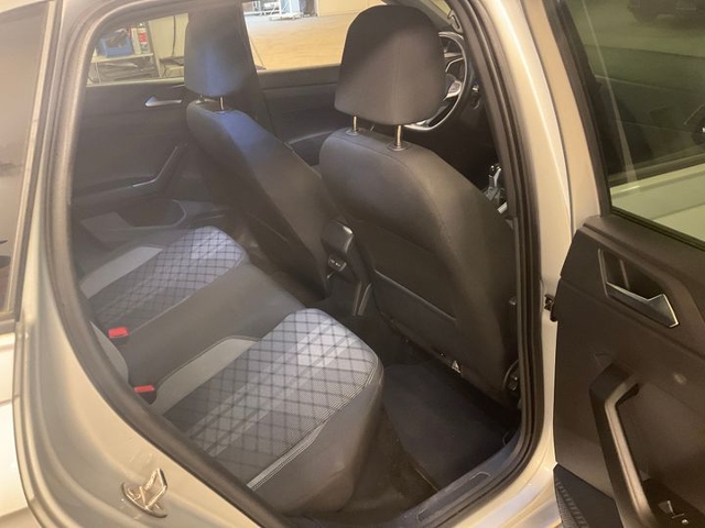 Volkswagen Taigo 1.5 TSI DSG R-Line Style