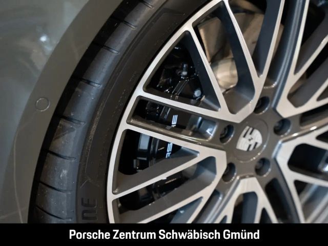 Porsche Panamera 4 E-Hybrid