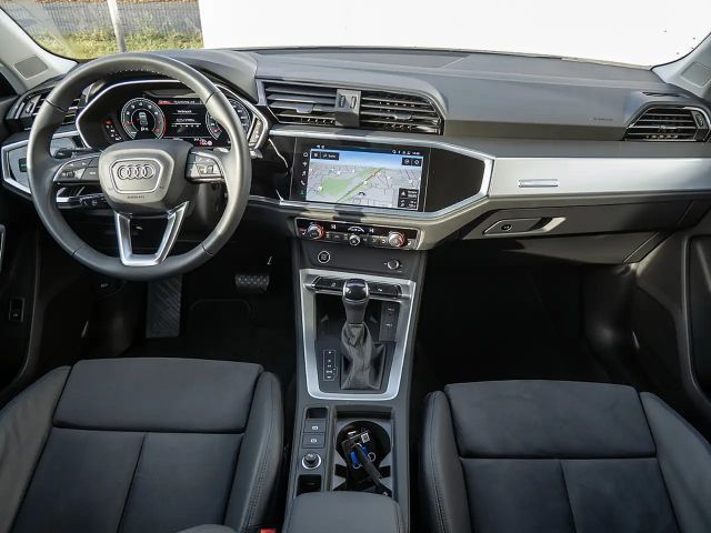 Audi Q3 35 TFSI S-Line