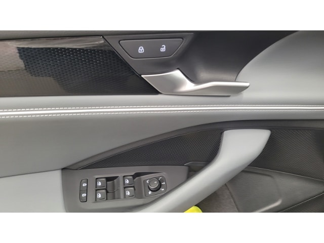 Volkswagen Passat 1.5 eTSI DSG Variant