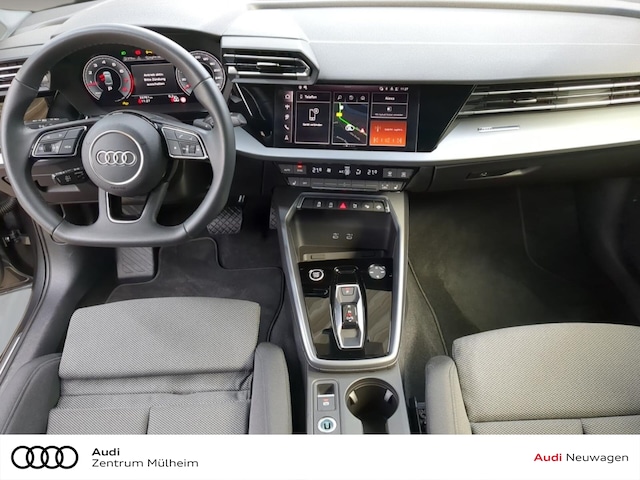 Audi A3 30 TFSI S-Line S-Tronic Sedan