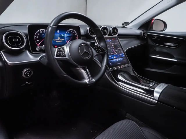 Mercedes-Benz C 180 AVANTGARDE Sedan