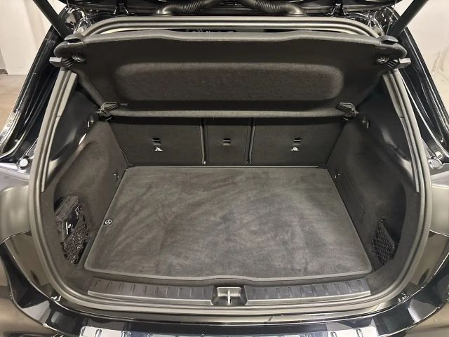 Mercedes-Benz GLA 200 4MATIC GLA 200 d