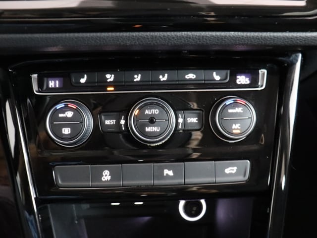 Volkswagen Touran 1.5TSI 296,-ohne Anzahlung Navi ACC