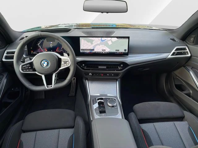 BMW 330 330e M-Sport Touring