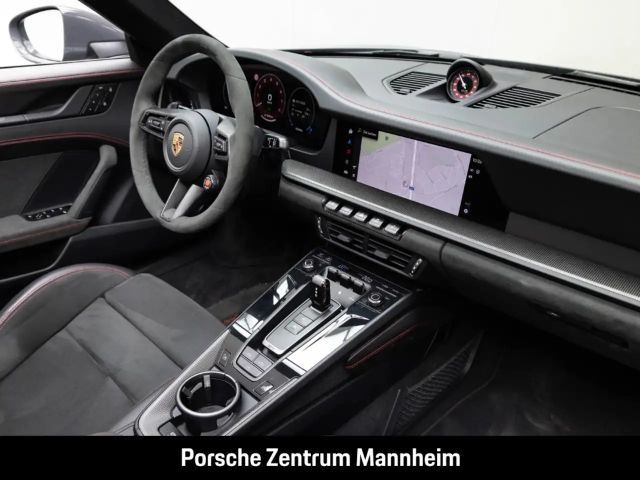 Porsche 992 4 Cabrio Carrera GTS