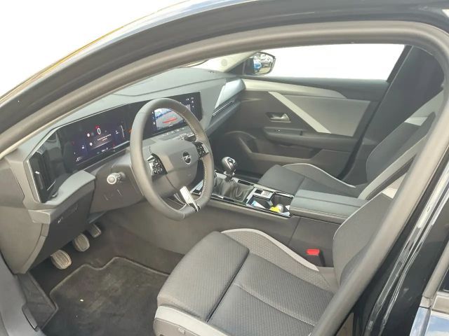 Opel Astra 1.2 Turbo Edition Turbo