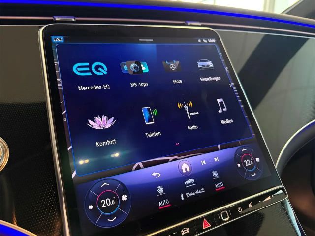 Mercedes-Benz EQE 300 Sedan