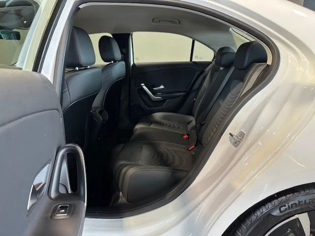 Mercedes-Benz A 180 Progressive