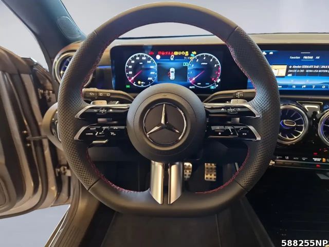 Mercedes-Benz CLA 200 AMG Line