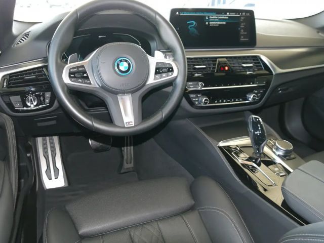 BMW 530 530e xDrive