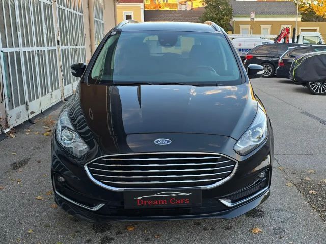 Ford Galaxy Titanium