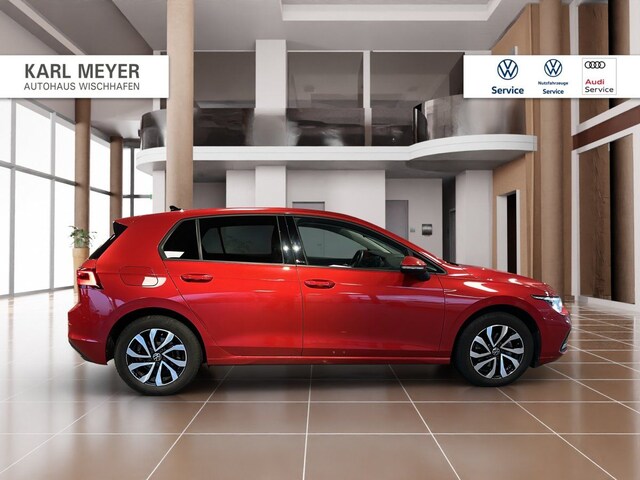 Volkswagen Golf Life