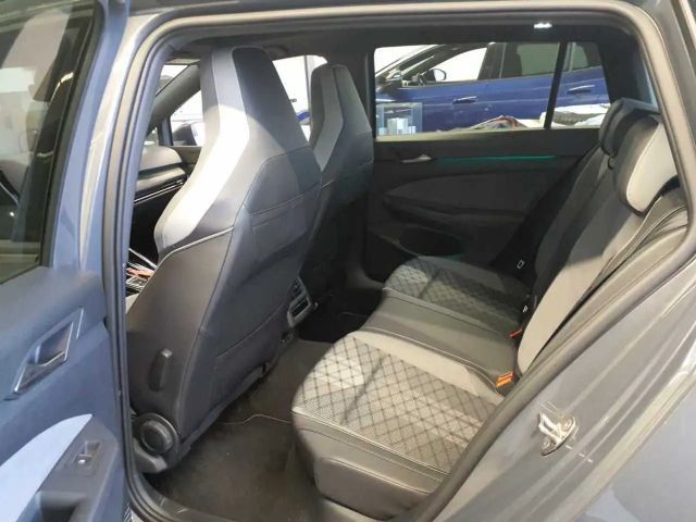 Volkswagen Golf 2.0 TSI DSG R-Line Variant