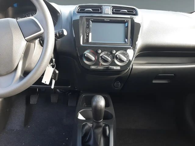 Mitsubishi Space Star Star