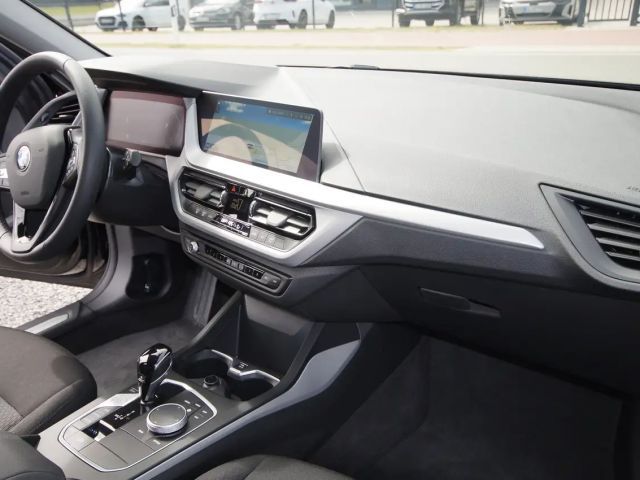 BMW 118 118i Advantage pakket Sedan