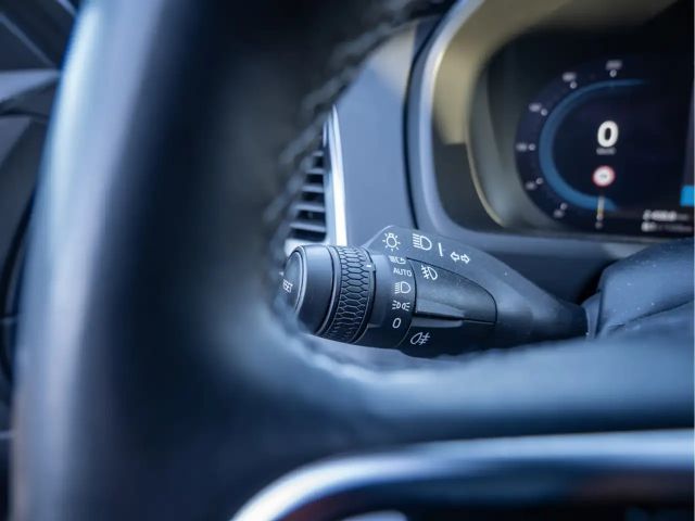 Volvo XC90 AWD Dark Plus T8