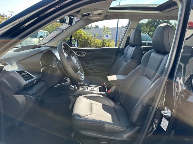 Subaru Forester 2.0ie EDIT.  BLACK PLATINUM