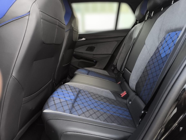 Volkswagen Golf 2.0 TSI Golf VIII