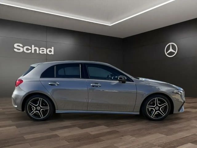 Mercedes-Benz A 220 4MATIC AMG Line