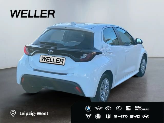 Toyota Yaris 1.0 VVT-i Comfort Hatchback